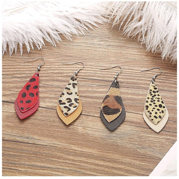 Jewelry - 🔴 $8 CLEARANCE Leather Leopard Cheetah Earring